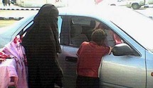 انفلونزا الخنازير تلهم المتسولين طريقة جديدة للتسول انفلونزا الخنازير تلهم المتسولين طريقة جديدة للتسول
