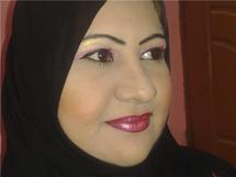 الكاتبة العمانية عزيزة راشد