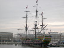 سفينة أمستردام