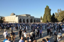 مواجهات بعد أداء الصلاة في الشوارع المحيطة بالمسجد الأقصى مواجهات بعد أداء الصلاة في الشوارع المحيطة بالمسجد الأقصى