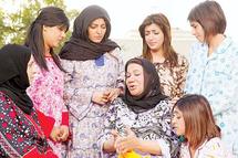 مشهد من مسلسل ام البنات بطولة الكويتية سعاد عبدالله مشهد من مسلسل ام البنات بطولة الكويتية سعاد عبدالله