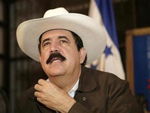 الرئيس المخلوع مانويل سيلايا يعود إلى هندوراس سرا ويقيم في سفارة البرازيل الرئيس المخلوع مانويل سيلايا يعود إلى هندوراس سرا ويقيم في سفارة البرازيل