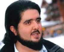 نجل الملك فهد يوجه شتائم من العيار الثقيل لابن زايد نجل الملك فهد يوجه شتائم من العيار الثقيل لابن زايد