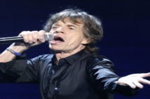 المغني الإنجليزي ميك جاجر يقتحم عالم السياسة بأغنيتين المغني الإنجليزي ميك جاجر يقتحم عالم السياسة بأغنيتين