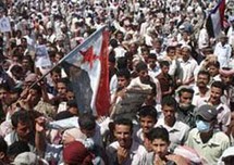 من صعدة الى عدن ....اشتباكات في جنوب اليمن وعلي سالم البيض يرحب بمساعدة ايران من صعدة الى عدن ....اشتباكات في جنوب اليمن وعلي سالم البيض يرحب بمساعدة ايران