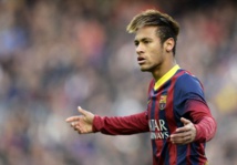 نيمار يبلغ برشلونة بقرار رحيله والنادي يطالبه بدفع الشرط الجزائي نيمار يبلغ برشلونة بقرار رحيله والنادي يطالبه بدفع الشرط الجزائي