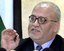 عريقات: عباس يرعى بنفسه توقيع المصالحة الفلسطينية في القاهرة