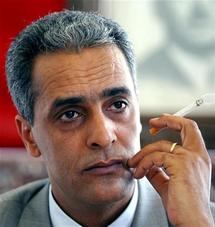 معارض تونسي مؤمن ب "المغاربية "يطالب بجيل جديد من الإصلاحات السياسية معارض تونسي مؤمن ب "المغاربية "يطالب بجيل جديد من الإصلاحات السياسية