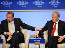 اردوغان وبيريز في منتدى دافوس - ارشيف