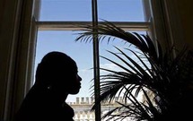  عذراوات بريطانيات لأثرياء عرب لممارسة الجنس لمرة واحدة مقابل 50 ألف جنيه أسترليني 