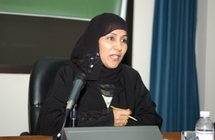 الدكتورة عائشة المناعي عميد كلية الشريعة والوجه القطري البارز في مؤتمرات حوار الاديان