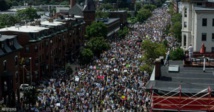 الآلاف يشاركون في مظاهرات في بوسطن ضد العنصرية والكراهية