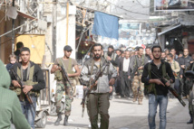 إصابة عنصري أمن لبنانيي باشتباكات بمخيم عين الحلوة في صيدا إصابة عنصري أمن لبنانيي باشتباكات بمخيم عين الحلوة في صيدا