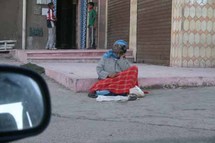 بنغلادش تحارب التسول بإنشاء مناطق خاصة بالمتسولين ونجوم التلفزيون يساعدون في دراسة الدوافع التسولية بنغلادش تحارب التسول بإنشاء مناطق خاصة بالمتسولين ونجوم التلفزيون يساعدون في دراسة الدوافع التسولية
