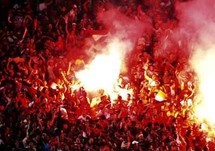 يأس بدده هدف اللحظة الأخيرة .... المصريون لم يناموا بعد فوز منتخبهم على الجزائر يأس بدده هدف اللحظة الأخيرة .... المصريون لم يناموا بعد فوز منتخبهم على الجزائر