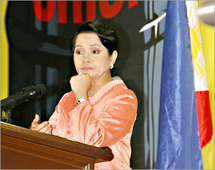 رئيسة الفيليبين غلوريا آرويو