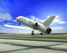 يستطيع المكوك نقل ملاحين وستة ركاب