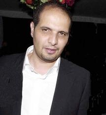 الجزائريون ينتظرون قرارا بريطانيا بتسليم عبد المؤمن خليفة المتهم بافلاس إحتيالي وتبييض أموال    