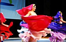 عرض راقص لفرقة رضا