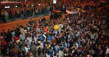 حشود هائلة في حي المرج بالقاهرة تنتظر ظهور العذراء مرة اخرى للتبرك بها