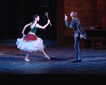  أسميرالدا المأخوذة عن رائعة فيكتور هوغو تتألق على خشبة مسرح البولشوي بحلة جديدة