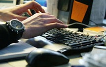 الجرائم الاكترونية باتت تشكل تهديدا للحكومات والشركات والأفراد