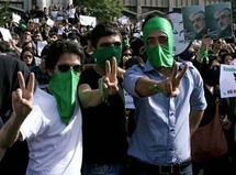 استخدمت المعارضة الايرانية شبكة الانترنت ببراعة خلال احتجاجاتها