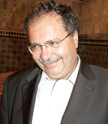 الوزير طارق متري الوزير طارق متري
