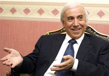 آشتي هورامي وزير النفط والموارد في حكومة كردستان آشتي هورامي وزير النفط والموارد في حكومة كردستان