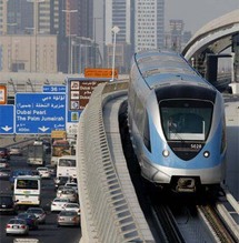 مترو دبي الذي دشن منذ فترة قصيرة