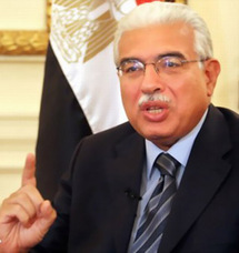 رئيس مجلس الوزراء المصري الدكتور أحمد نظيف