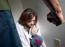 السجن 10 أعوام لاردني قتل شقيقته العام الماضي بداعي الدفاع عن الشرف