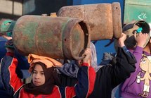 مدينة الألف أزمة ....بعد التلوث و"سكري" السمك اهالي القاهرة من دون غاز وملحهم ملوث