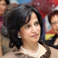 الشيخة مي الخليفة وزير اعلام البحرين