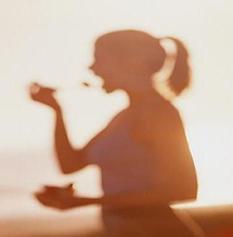 إنقاص الوزن الطبيعي والصحي يأتي عبر تنظيم تناول الوجبات وممارسة الرياضة