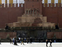 الساحة الحمراء حيث جثمان لينين