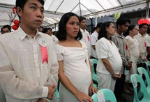 فلبينيون يحتفلون بعيد الحب ولكن ليس في السعودية