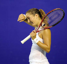 الاسرائيلية شاهار بير