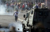 مقتل فلسطينيين وإصابة 300 في مواجهات مع الجيش الإسرائيلي مقتل فلسطينيين وإصابة 300 في مواجهات مع الجيش الإسرائيلي