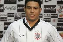 المدافع البرازيلي أنطونيو كارلوس زاجو