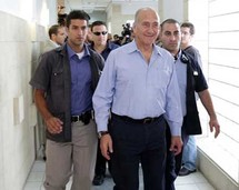 رئيس الوزراء الاسرائيلي السابق ايهود اولمرت