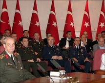 اكد رئيس الاركان ايلكر باشبوغ ان عهد الانقلابات العسكرية ولى في تركيا