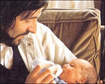 سيتم التصويت في لجنة المساواة بين الجنسين على تمديد إجازة الأمومة وتكريس إجازة الأبوة