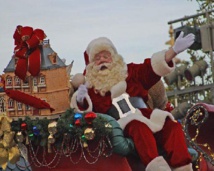 عنزة الكريسماس لم يمسها أحد حتى الآن في السويد عنزة الكريسماس لم يمسها أحد حتى الآن في السويد