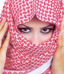 يرى بعض الشباب في ارتداء الزي الغربي حرية شخصية لا تؤثر على أحد يرى بعض الشباب في ارتداء الزي الغربي حرية شخصية لا تؤثر على أحد