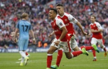 مانشستر يونايتد يتلقى ضربة موجعة بتعادله مع بيرنلي في الدوري مانشستر يونايتد يتلقى ضربة موجعة بتعادله مع بيرنلي في الدوري