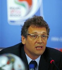 جيروم فالكه السكرتير العام للفيفا