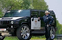 يشتهر رجال الشرطة في مكسيكو سيتي بتلقي الرشوة