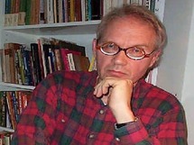 الرسام السويدي لارس فيلكس