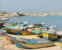 هجر الصيادون مهنة الصيد هرباً من جحيم الإجراءات الإسرائيلية بحقهم هجر الصيادون مهنة الصيد هرباً من جحيم الإجراءات الإسرائيلية بحقهم